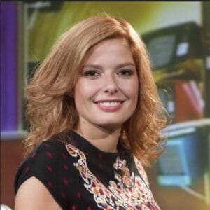 Алекс Сърчаджиева споделя емоционални моменти от живота си и разкрива, че "Аскеер" е новият мъж в нейния живот. Научете повече в статията.