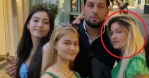 Съпругата на Георги от "Биг Брадър" изглежда студена и уклончива по време на шоуто, а слуховете сочат, че обмисля развод. Разберете повече в статията.