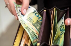 Години наред са живели в бедност и недоимък, сега всичко се променя: Една зодия навлиза в период на изобилие, парите идват от нищото- 26 569023160 805715248871042 3769694793948373468 n
